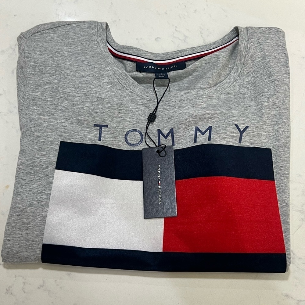 Tommy Hilfiger Women's Gray Logo T-Shirt - Picture 2 of 8